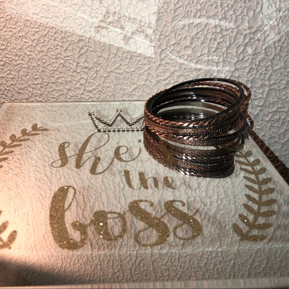 Bracelets 🐒💡✨✨✨✨